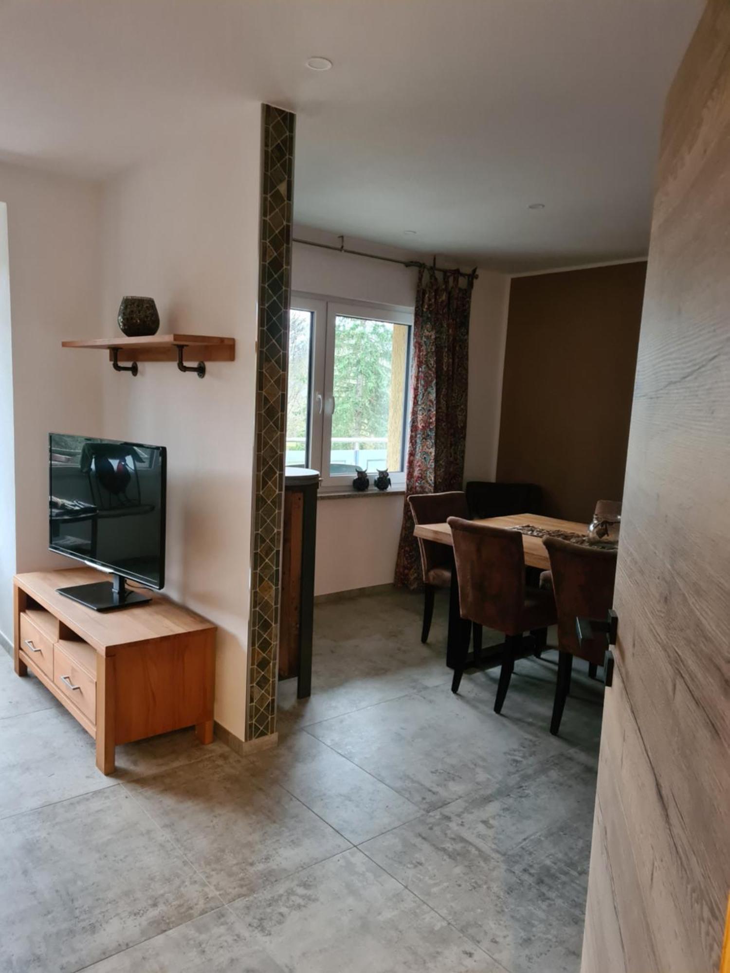 Ferienwohnung Burgblick Pelm 외부 사진